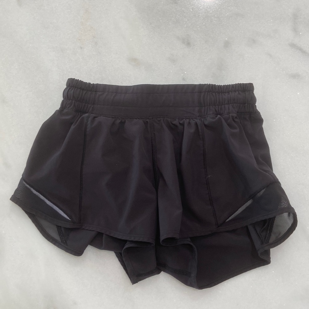 Size 2 Black Lululemon low rise Hoty Hot shorts 2.5 inch